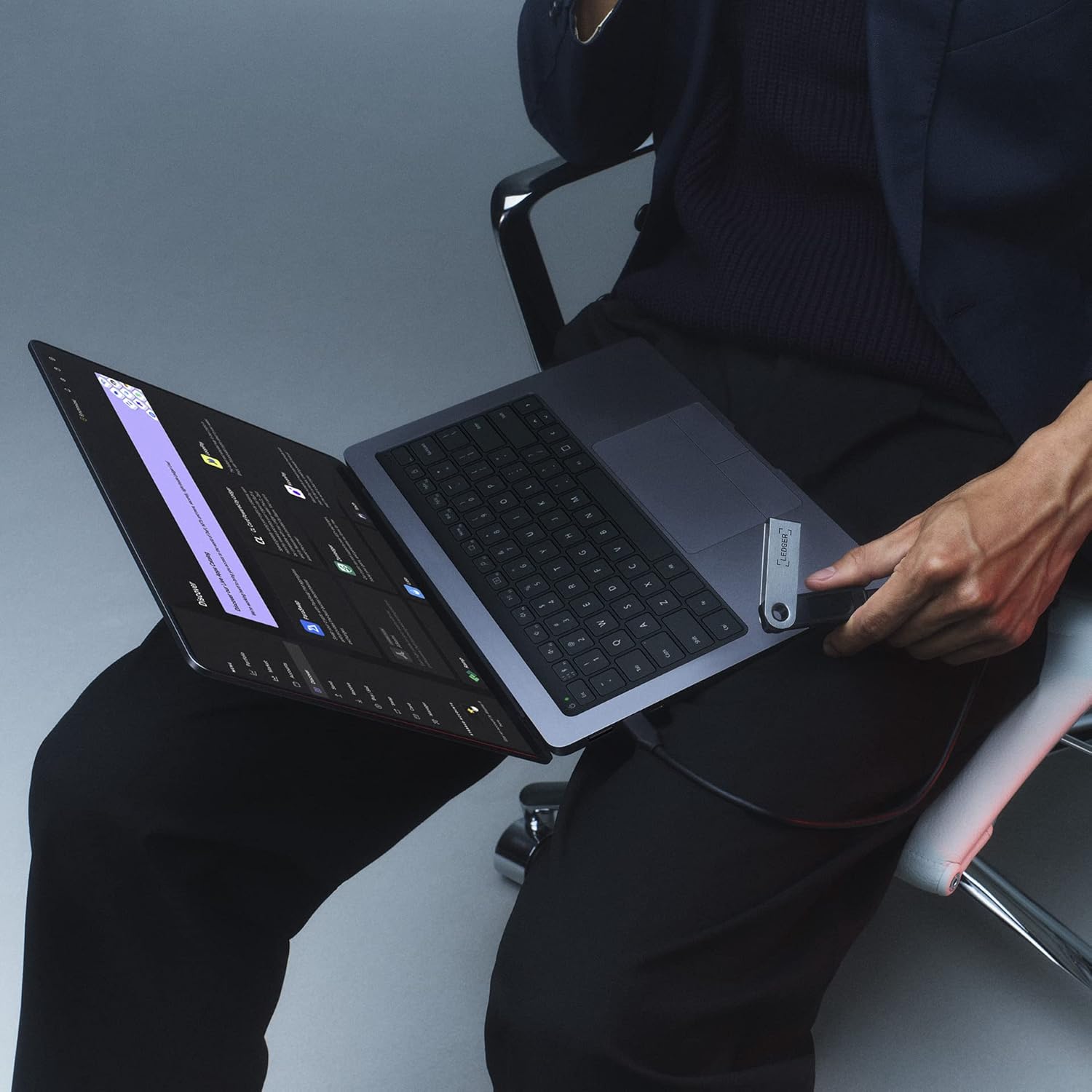 Ví lạnh Ledger Nano S Plus - Ảnh 5